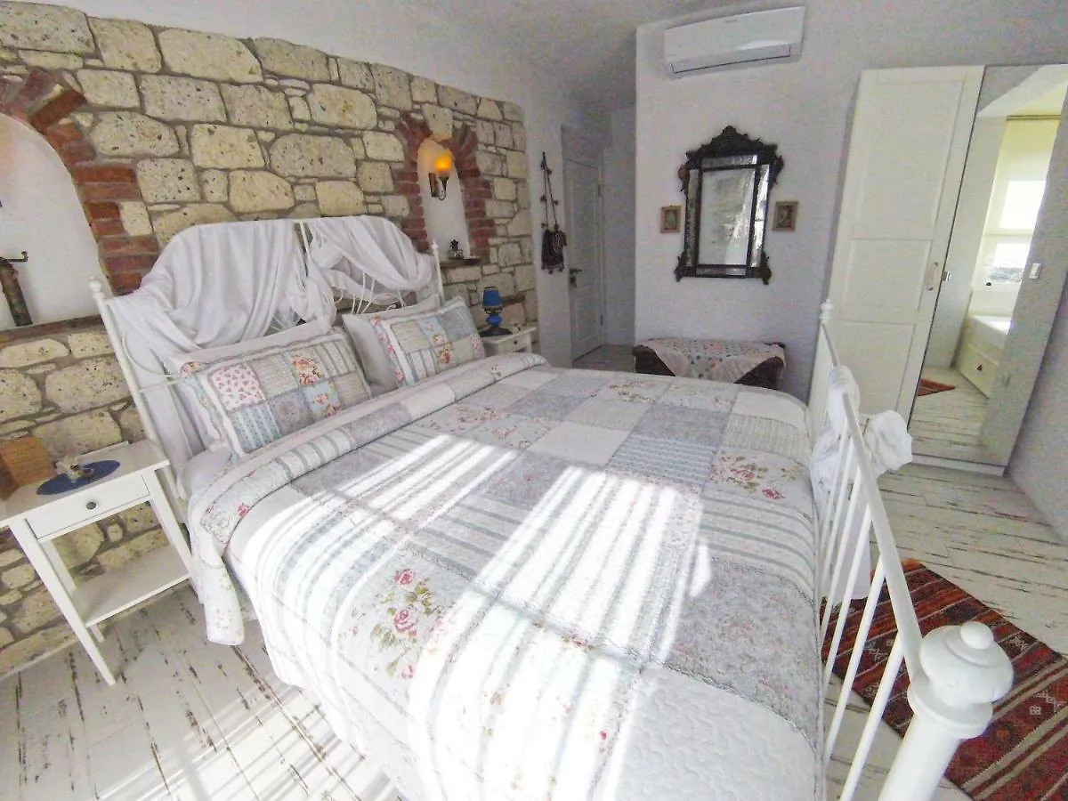 Morisi Konak Butik Otel Alacati